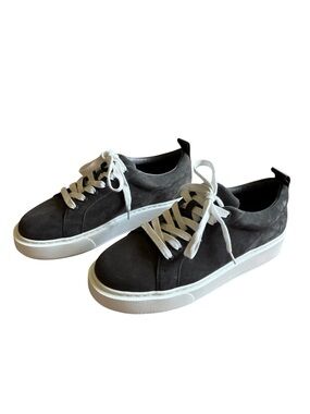 J/Slides NYC Suede Upper Lace Up Platform Heel Low Top Sneakers Grey Men’s 9